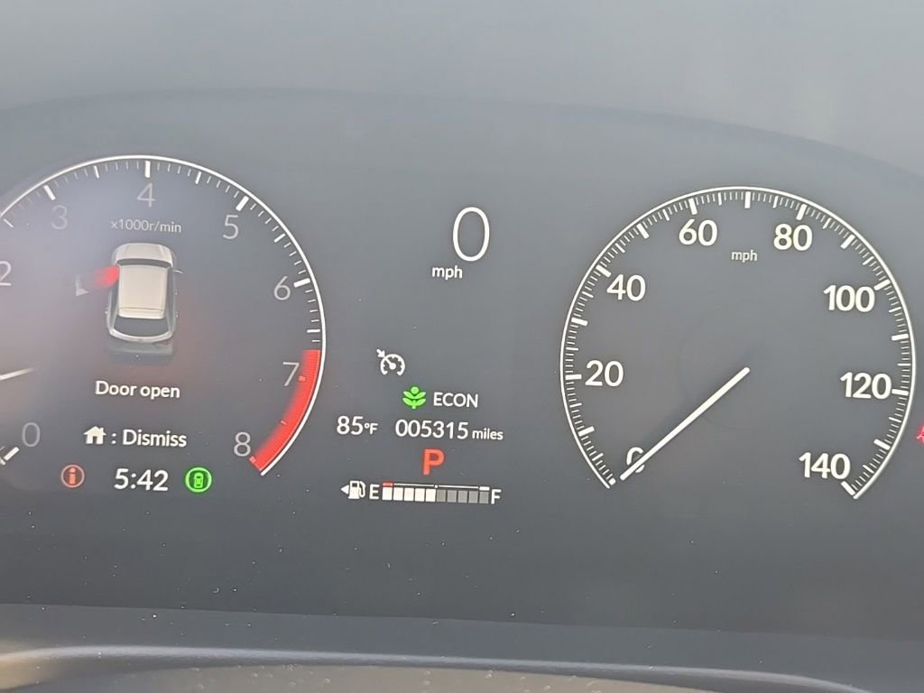 Used 2025 Honda HR-V Sport image 14