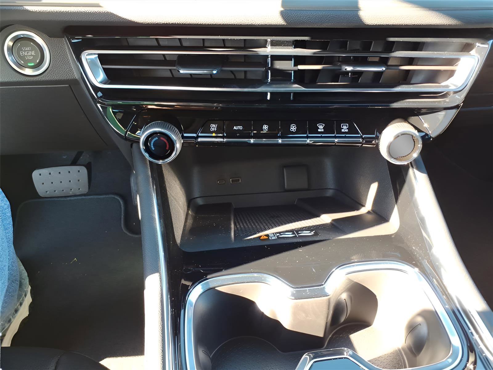 New 2026 Chevrolet Traverse LT w/ Driver Confidence Package image 21