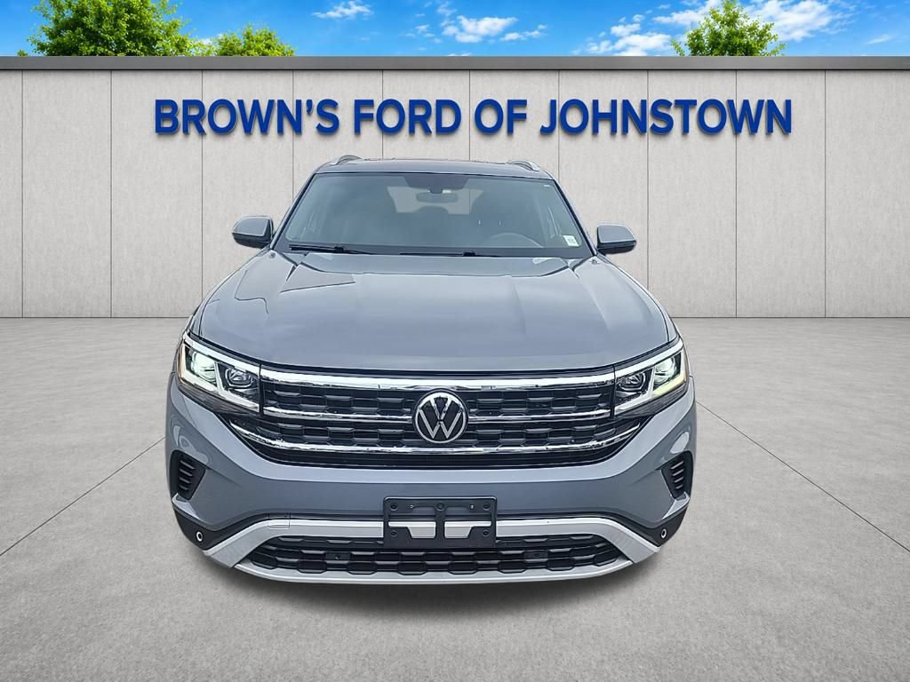 Used 2021 Volkswagen Atlas Cross Sport SE w/ Panoramic Sunroof Package AWD/4WD image 3