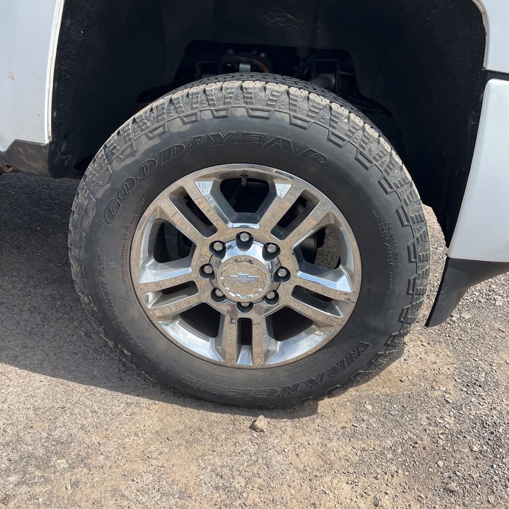 Used 2018 Chevrolet Silverado 2500 LTZ w/ Custom Sport Edition AWD/4WD image 12