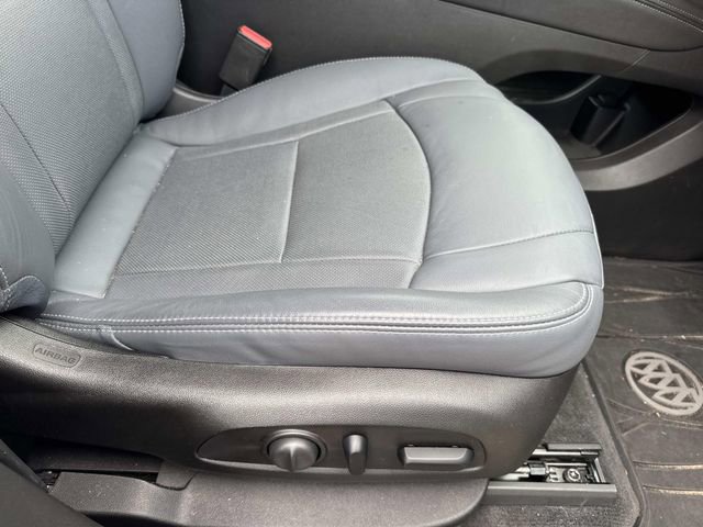 Used 2020 Buick Enclave Essence w/ Sound and Sites Package image 14