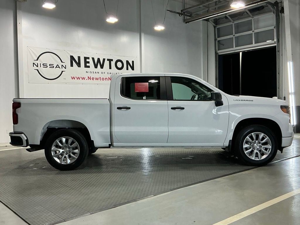 Used 2023 Chevrolet Silverado 1500 Custom image 29