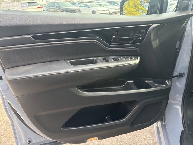 Used 2024 Honda Odyssey Elite image 10