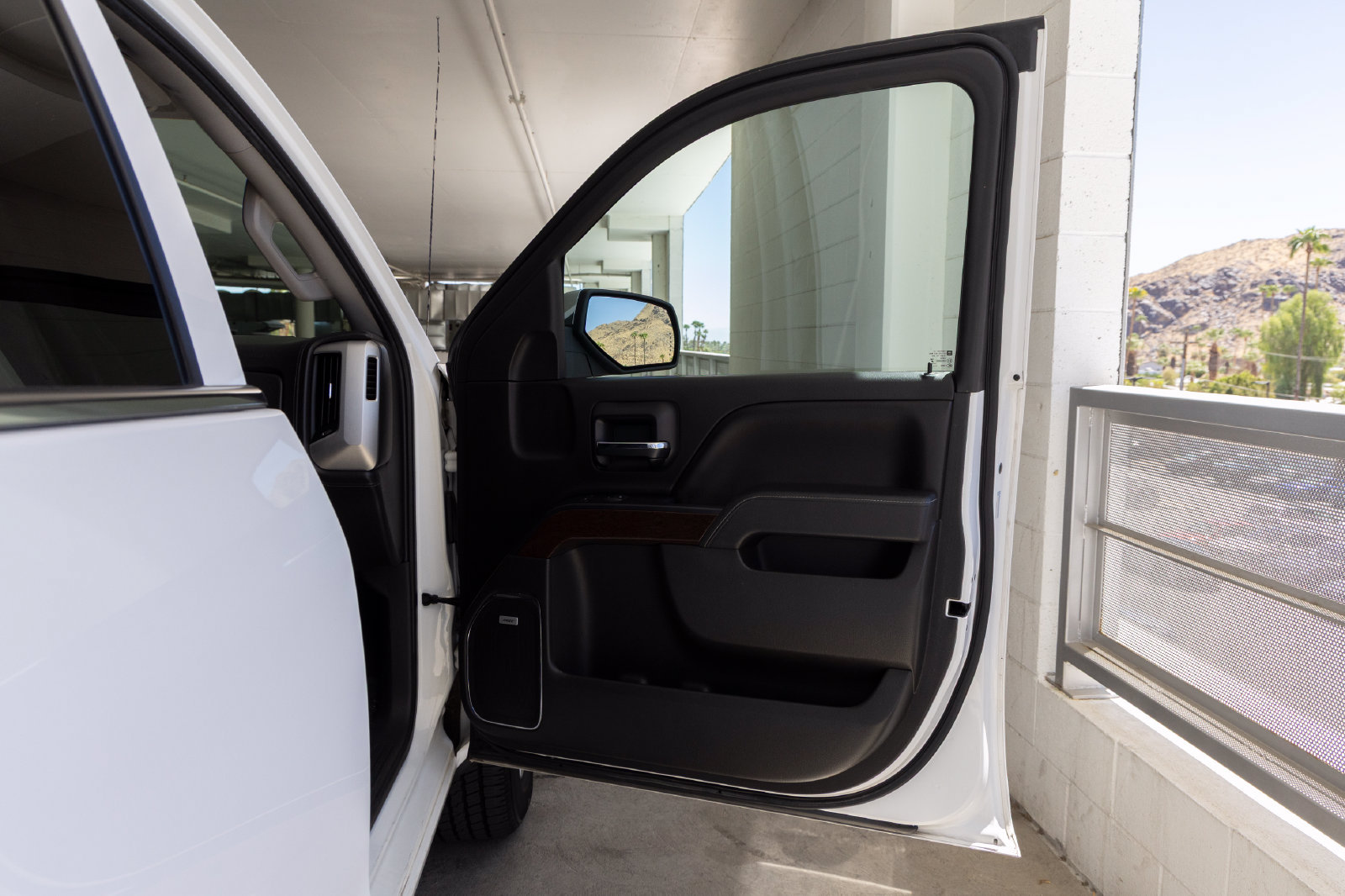 Used 2014 GMC Sierra 1500 SLT RWD image 26