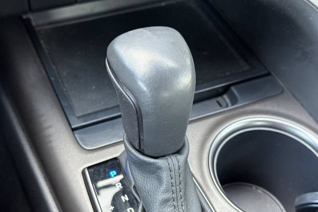 Used 2023 Toyota Camry SE w/ Convenience Package FWD image 34