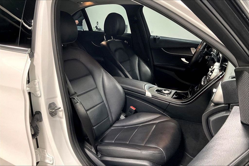 Used 2021 Mercedes-Benz C 300 C 300 w/ Premium Package image 10