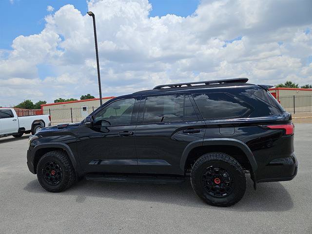 Used 2025 Toyota Sequoia TRD Pro AWD/4WD image 2