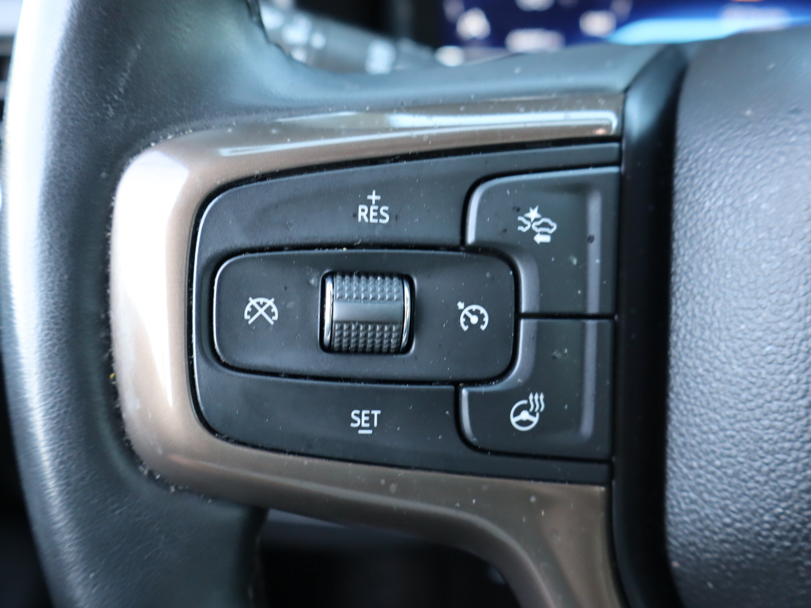 Used 2023 Chevrolet Tahoe High Country AWD/4WD image 24
