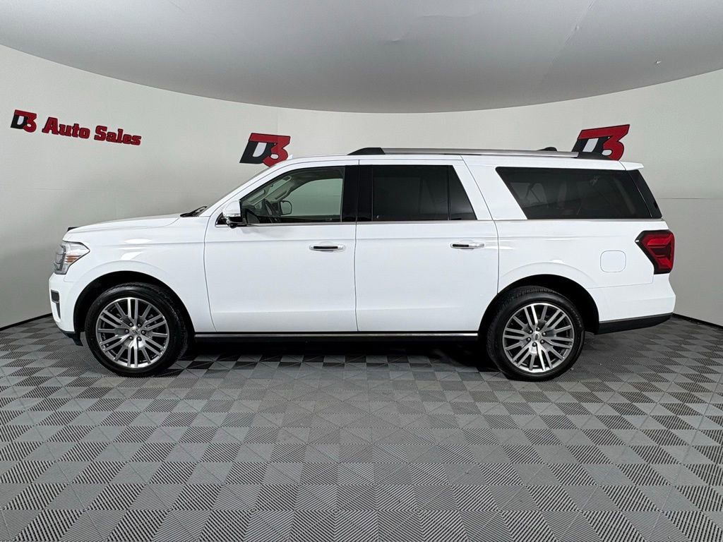 Used 2023 Ford Expedition Max Limited image 3