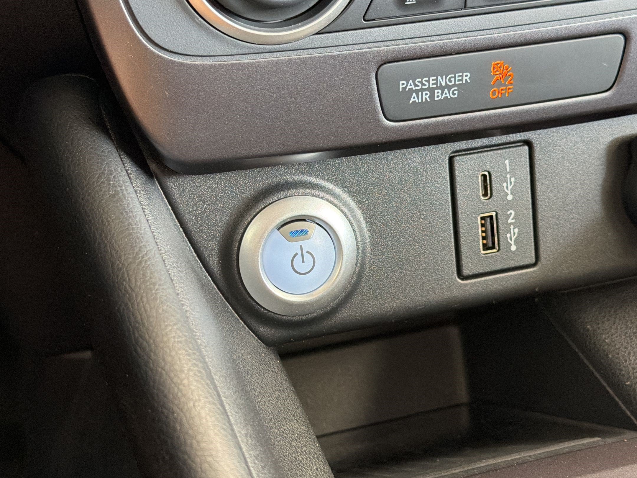Used 2025 Nissan Leaf S FWD image 26