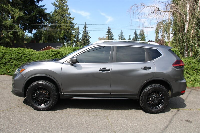 Used 2018 Nissan Rogue SV AWD/4WD image 14