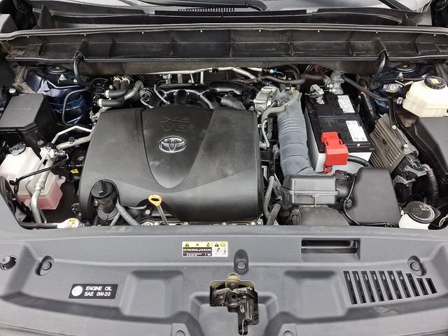 Used 2022 Toyota Highlander XSE FWD image 31