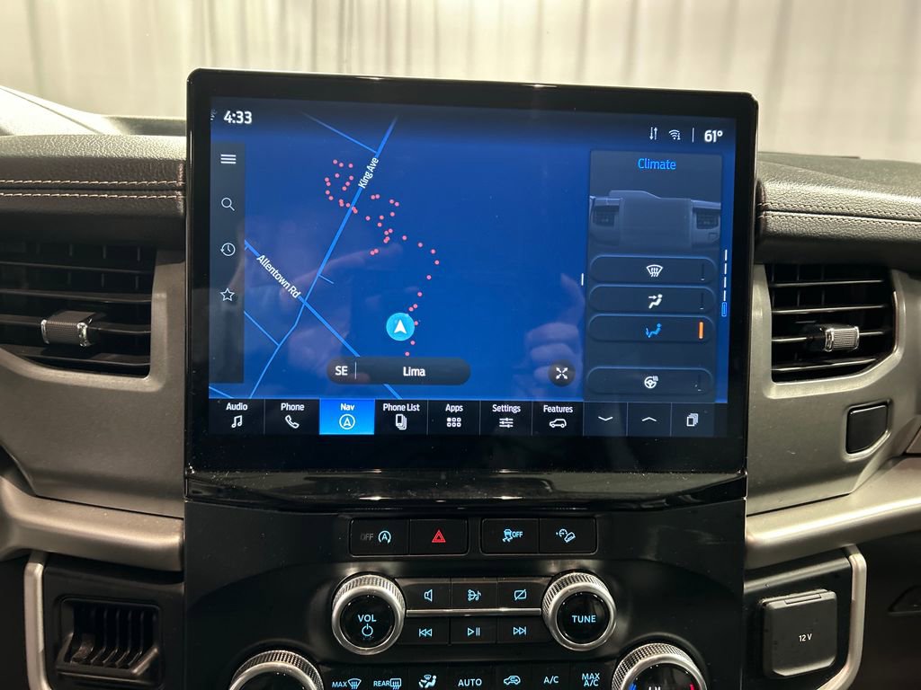 Used 2024 Ford Expedition Max XLT image 17