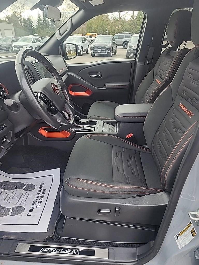 Used 2023 Nissan Frontier PRO-4X w/ Pro Convenience Package image 14