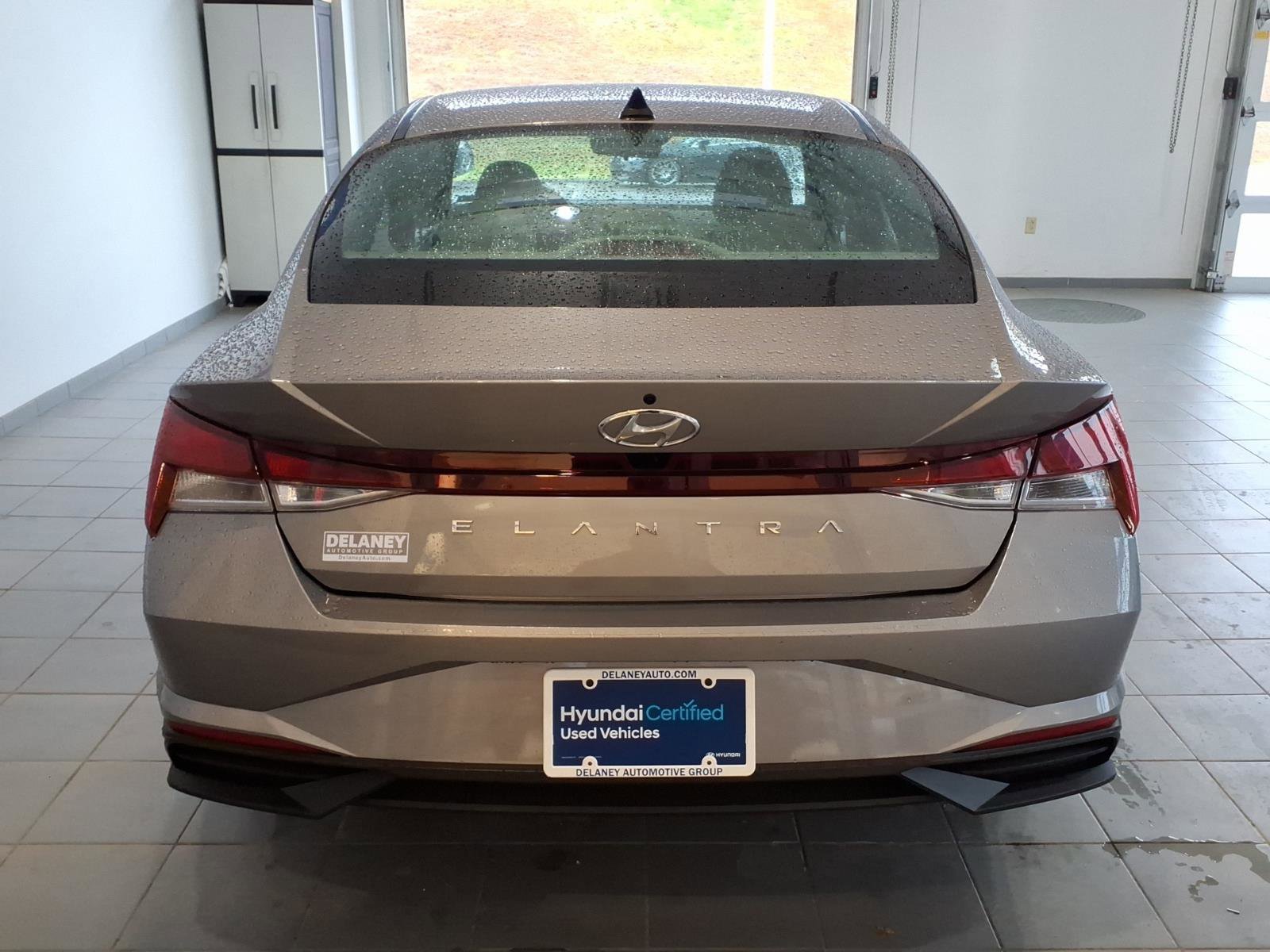 Certified 2023 Hyundai Elantra SEL image 5