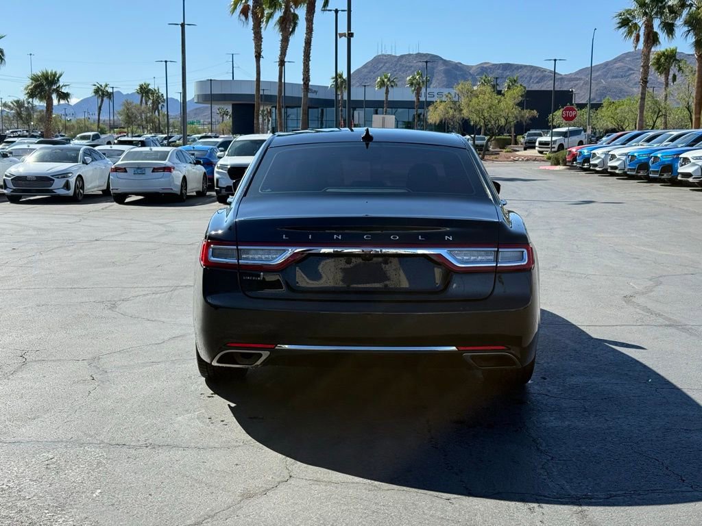 Used 2018 Lincoln Continental Reserve image 2