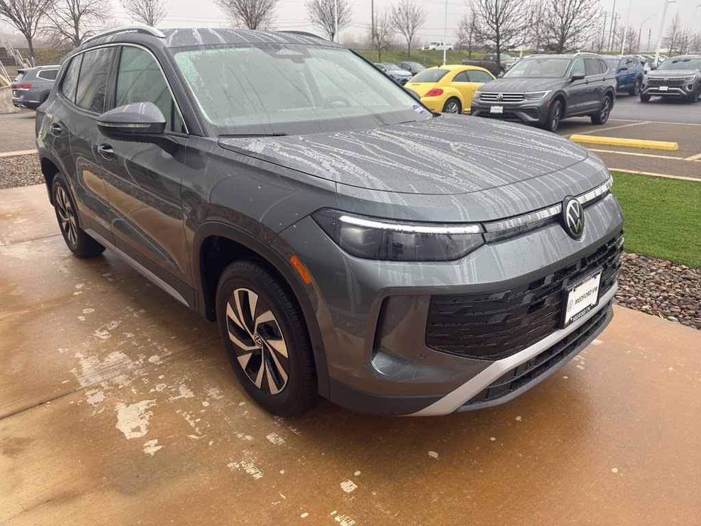 New 2026 Volkswagen Tiguan S image 3