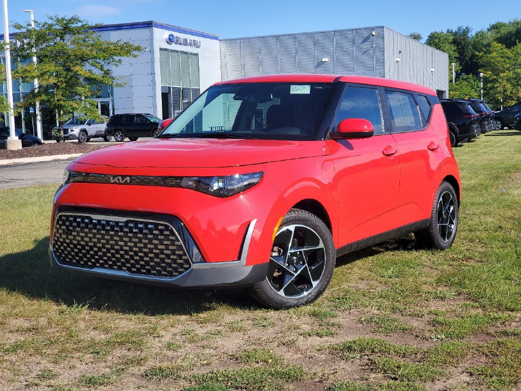 Used 2023 Kia Soul EX
