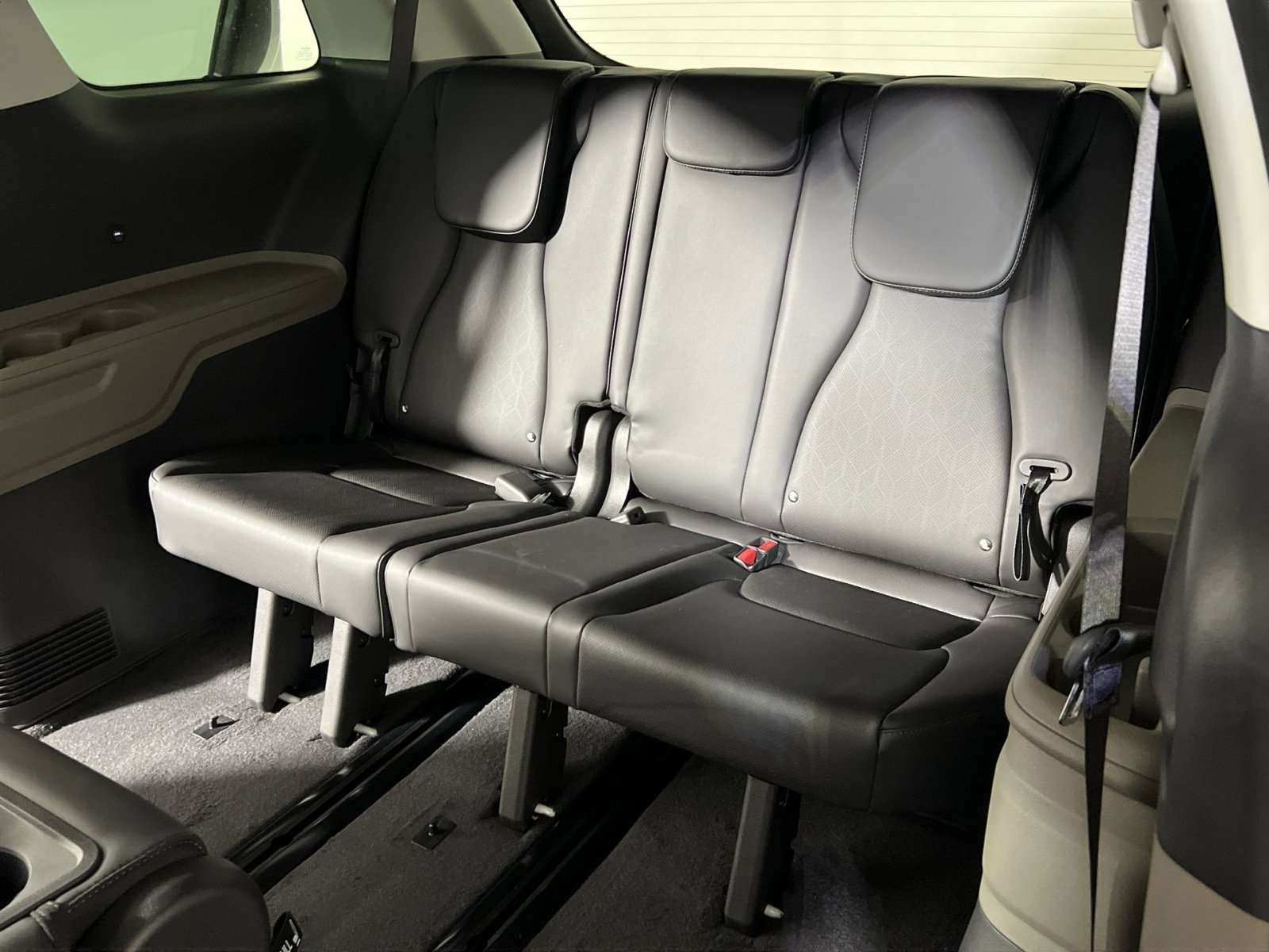 New 2026 Kia Carnival LXS image 24