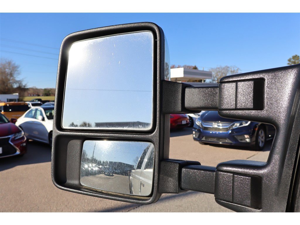 Used 2014 Ford F250 Lariat w/ Chrome Package image 32