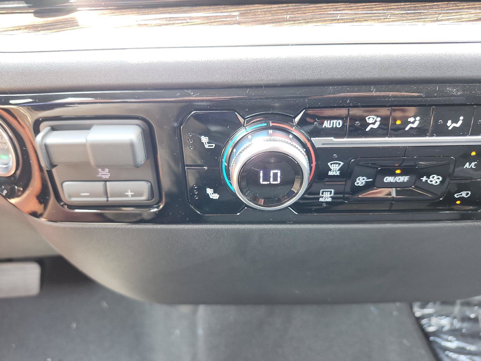 New 2026 GMC Sierra 3500 SLE AWD/4WD image 17