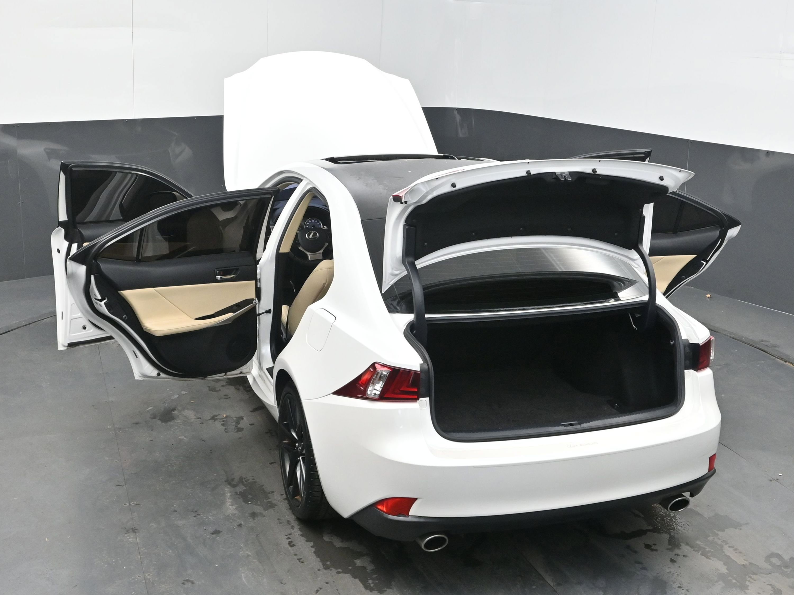 Used 2016 Lexus IS 200t image 47