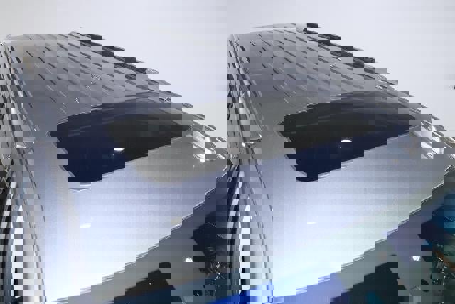 Used 2019 Cadillac Escalade ESV Premium Luxury image 14