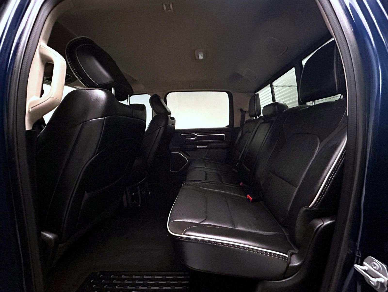 Used 2020 RAM 1500 Laramie image 19