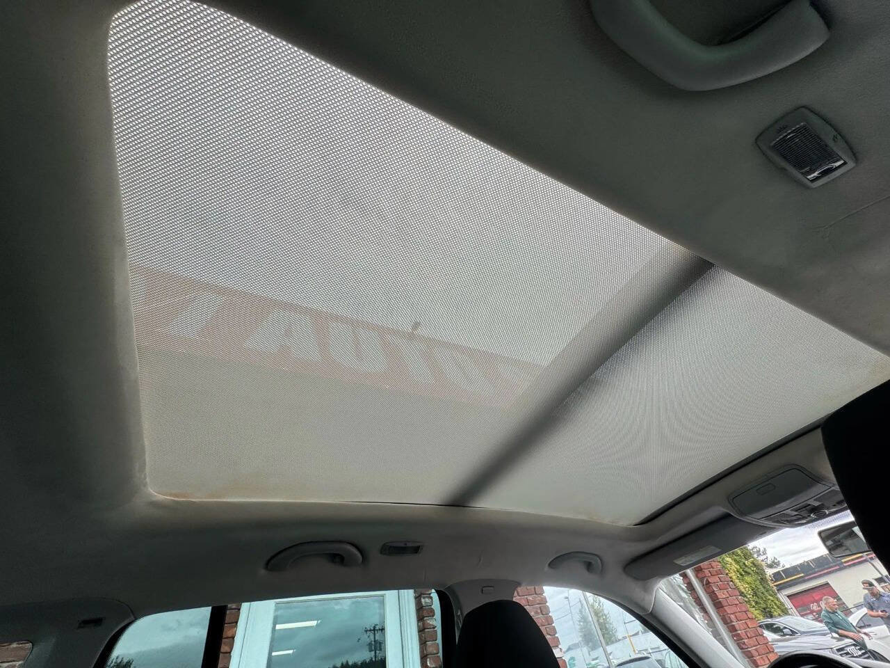 Used 2013 Volkswagen Tiguan S image 23