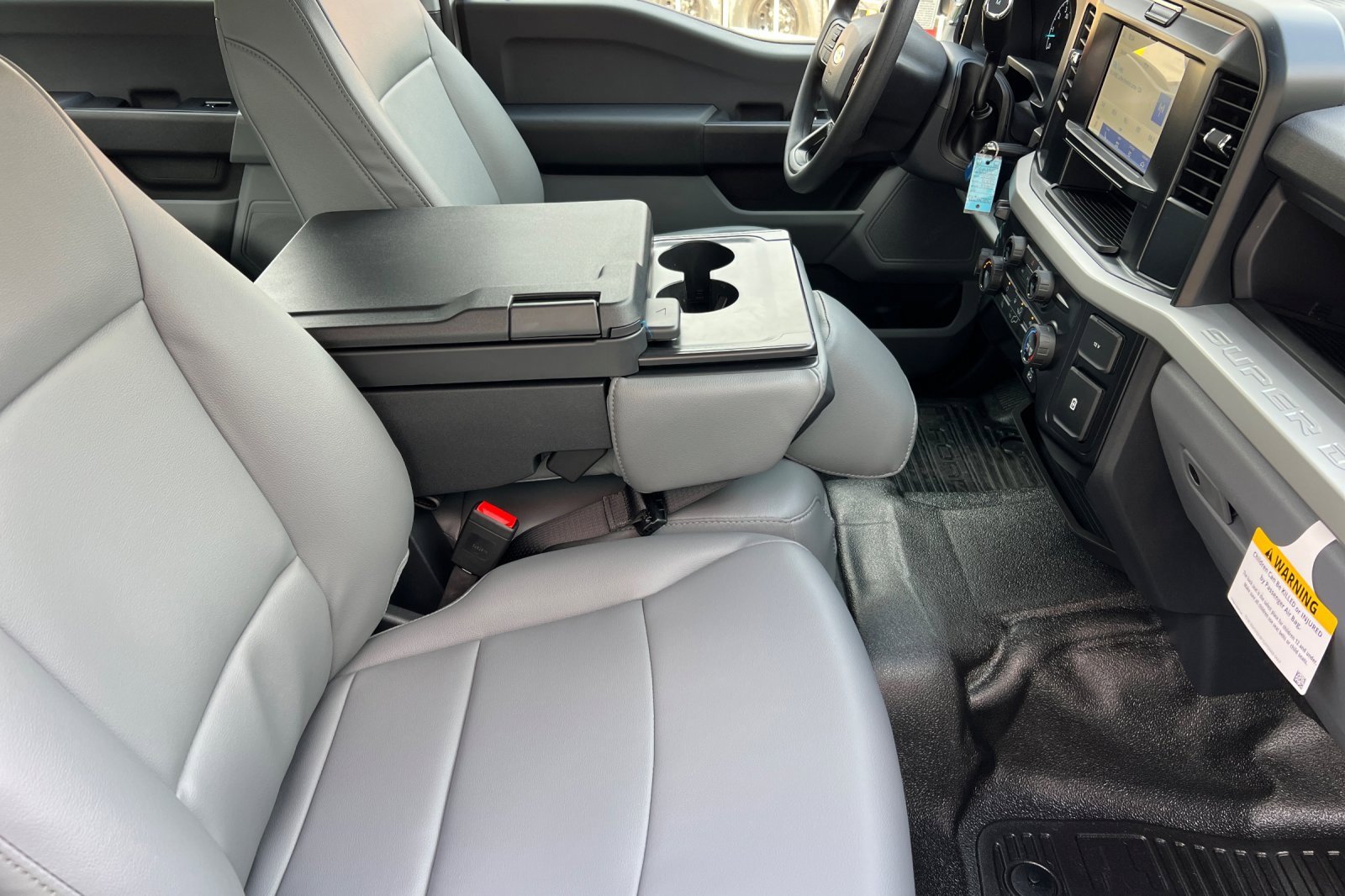 New 2026 Ford F250 XL w/ XL Chrome Package image 16