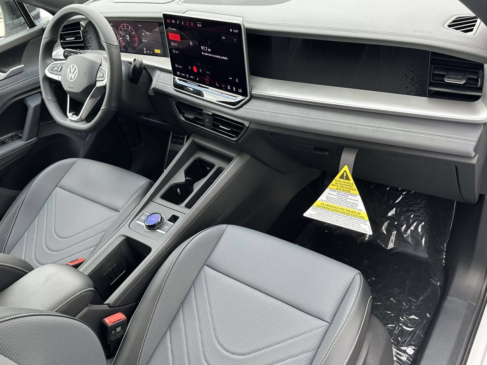 New 2026 Volkswagen Tiguan SE R-Line AWD/4WD image 12