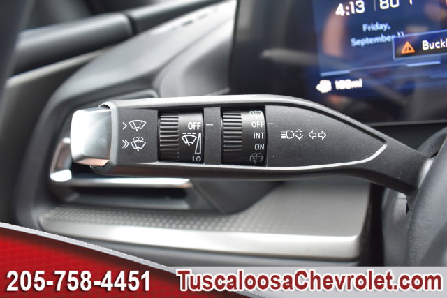 New 2027 Chevrolet Traverse LT FWD image 25