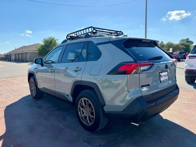 Used 2021 Toyota RAV4 XLE w/ Convenience Package AWD/4WD image 7