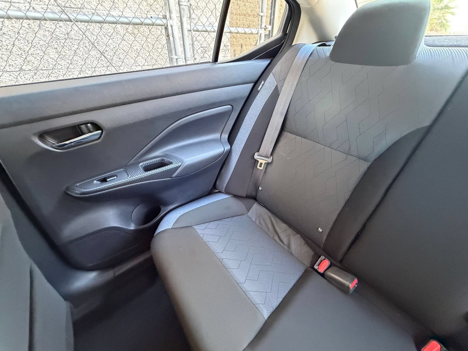 Used 2025 Nissan Versa SV FWD image 37