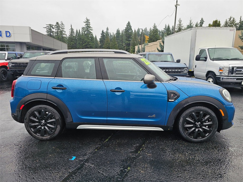 Used 2022 MINI Cooper Countryman S w/ Premium Package image 8