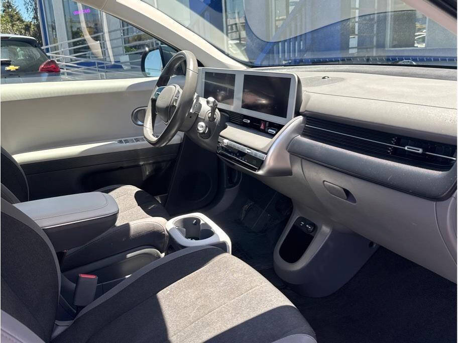 Used 2022 Hyundai Ioniq 5 SE RWD image 6
