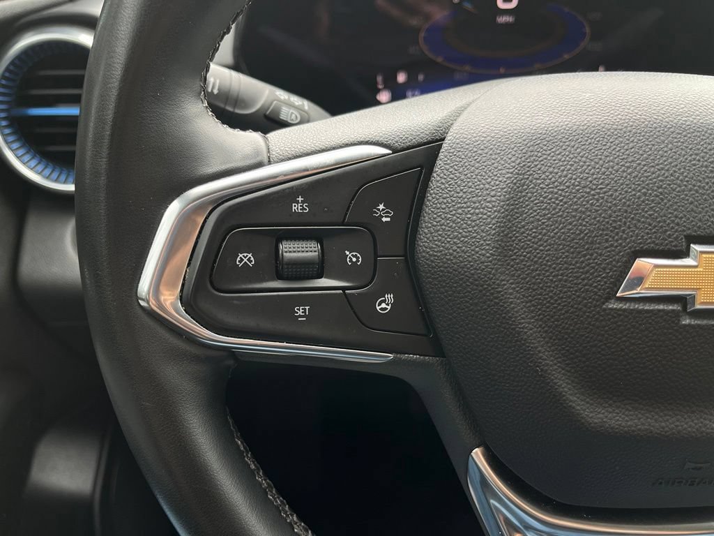 Used 2024 Chevrolet Trax LT w/ Driver Confidence Package FWD image 16