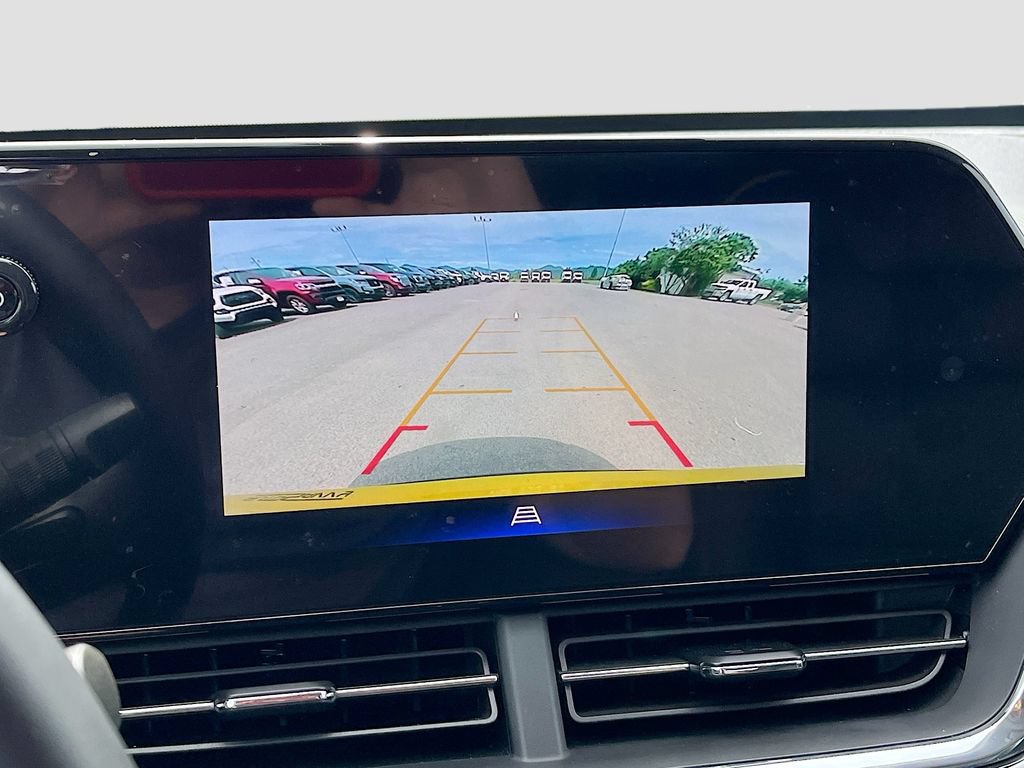 Used 2025 Chevrolet Trax ACTIV w/ Driver Confidence Package FWD image 13