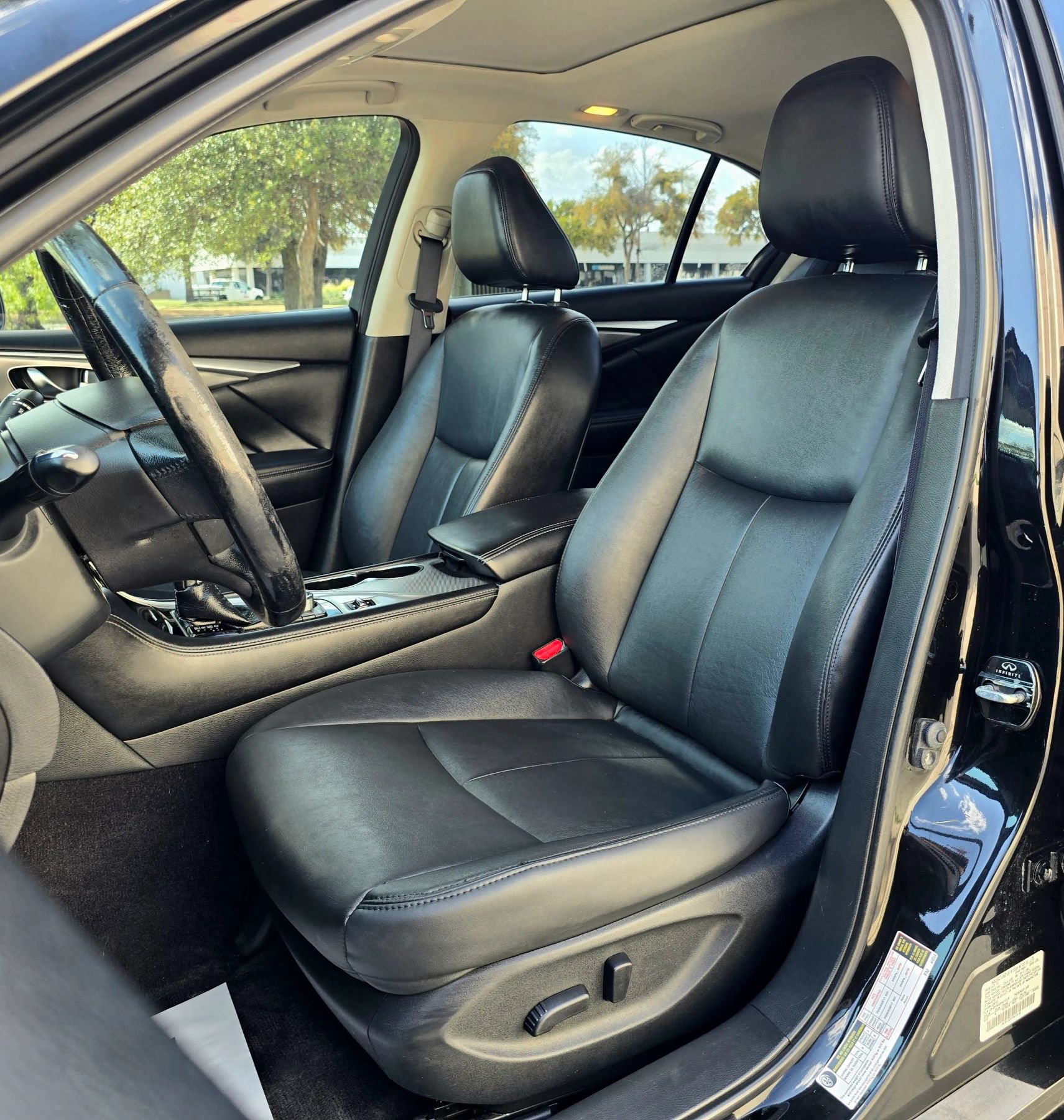 Used 2015 INFINITI Q50 Premium w/ Navigation Package AWD/4WD image 19