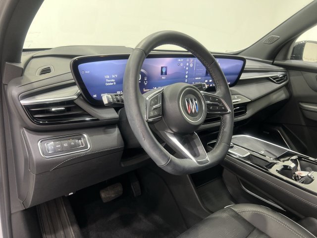 Certified 2025 Buick Enclave Sport Touring w/ Power Package FWD image 9