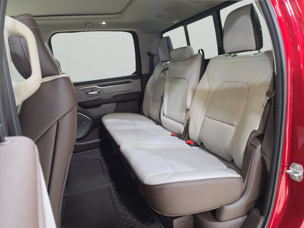 New 2027 RAM 1500 Laramie w/ Advanced Safety Group II AWD/4WD image 16