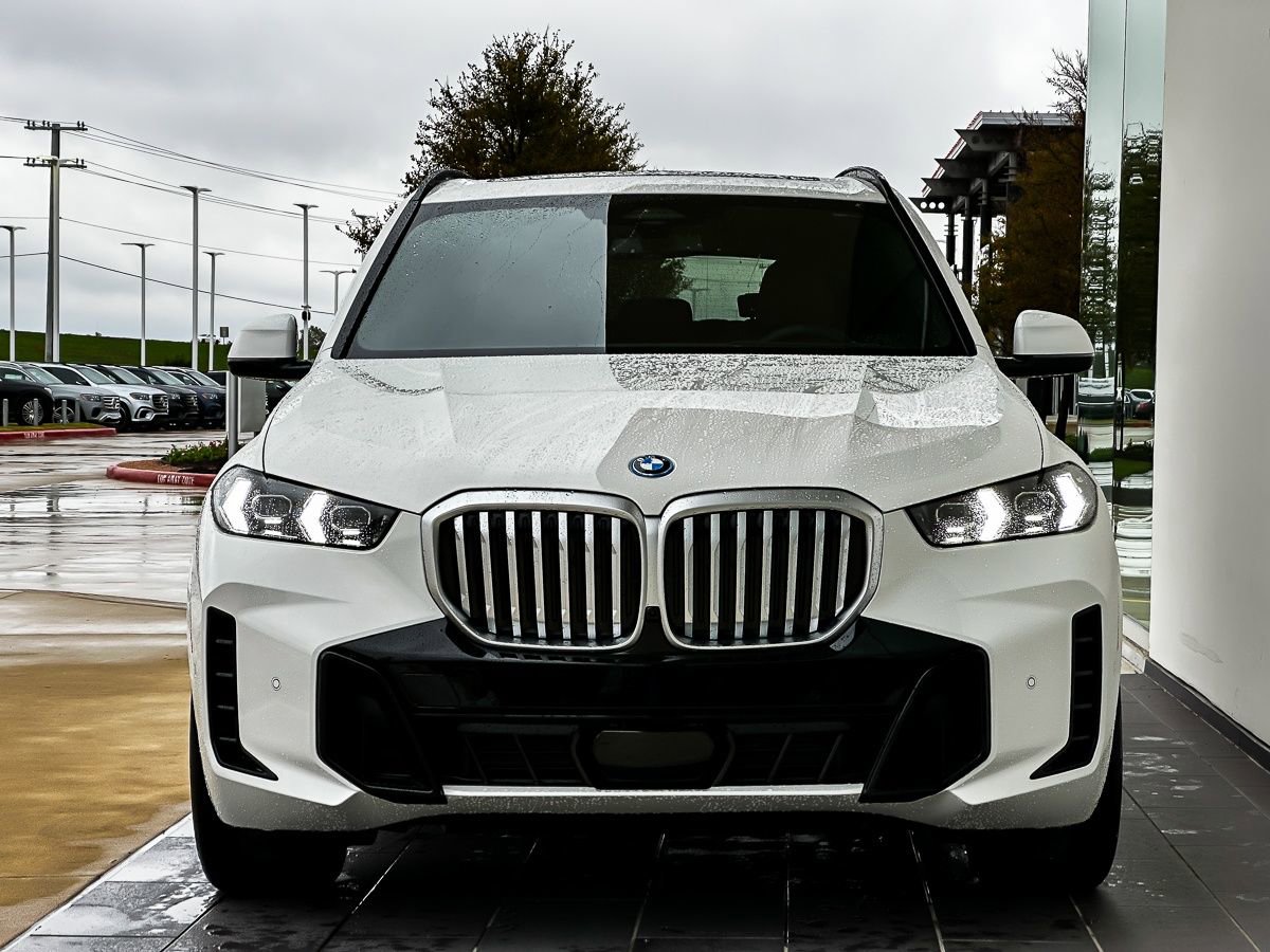 New 2026 BMW X5 xDrive50e w/ M Sport Package image 5