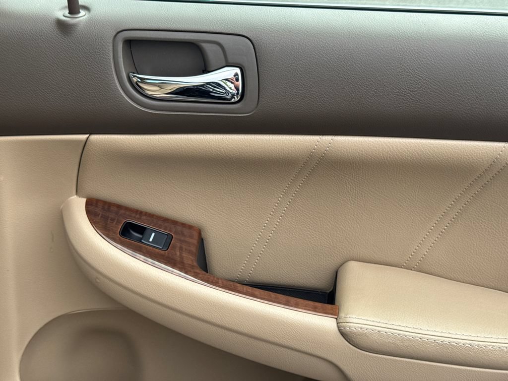 Used 2007 Honda Accord EX-L image 16