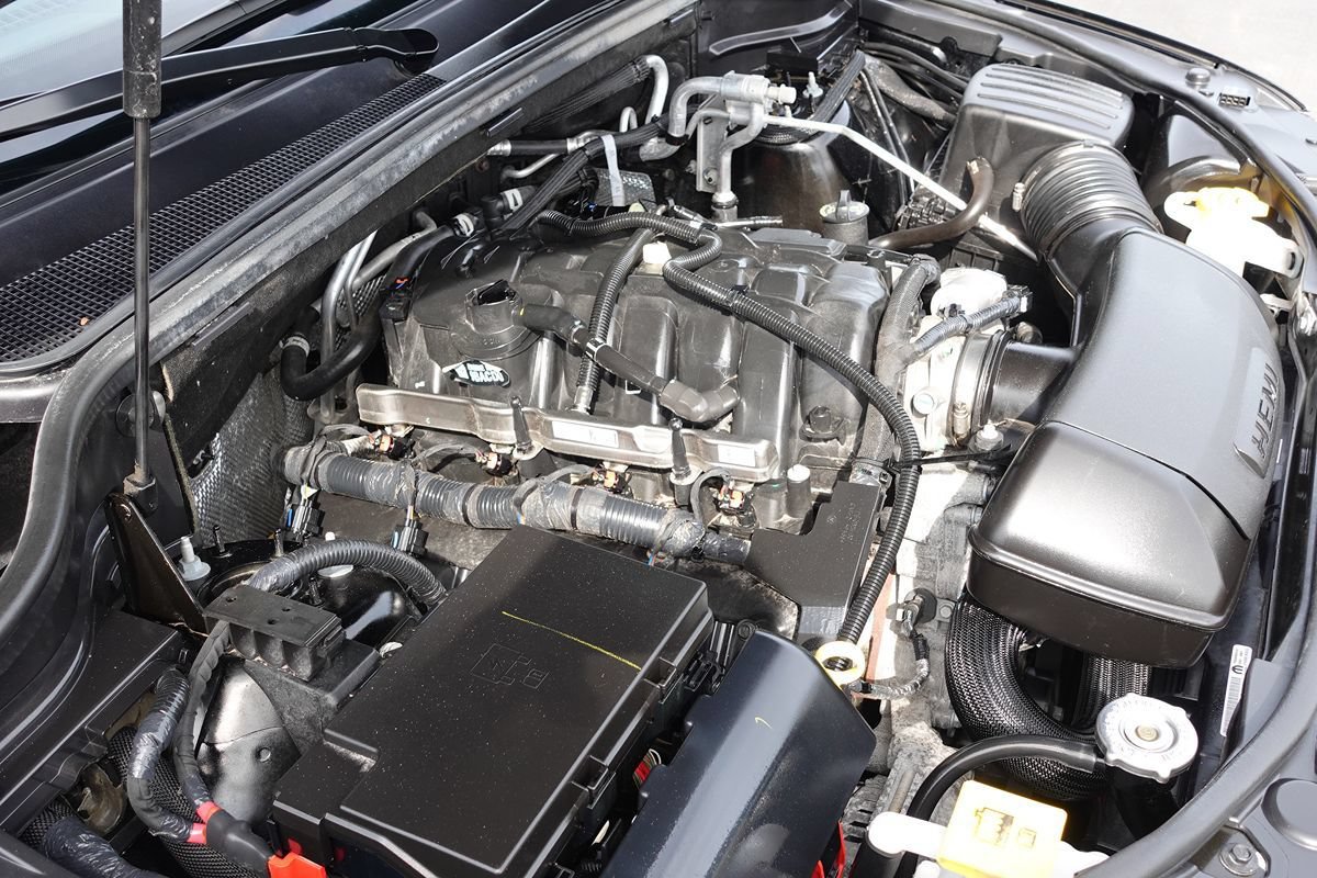Used 2025 Dodge Durango R/T w/ Blacktop Package AWD/4WD image 51