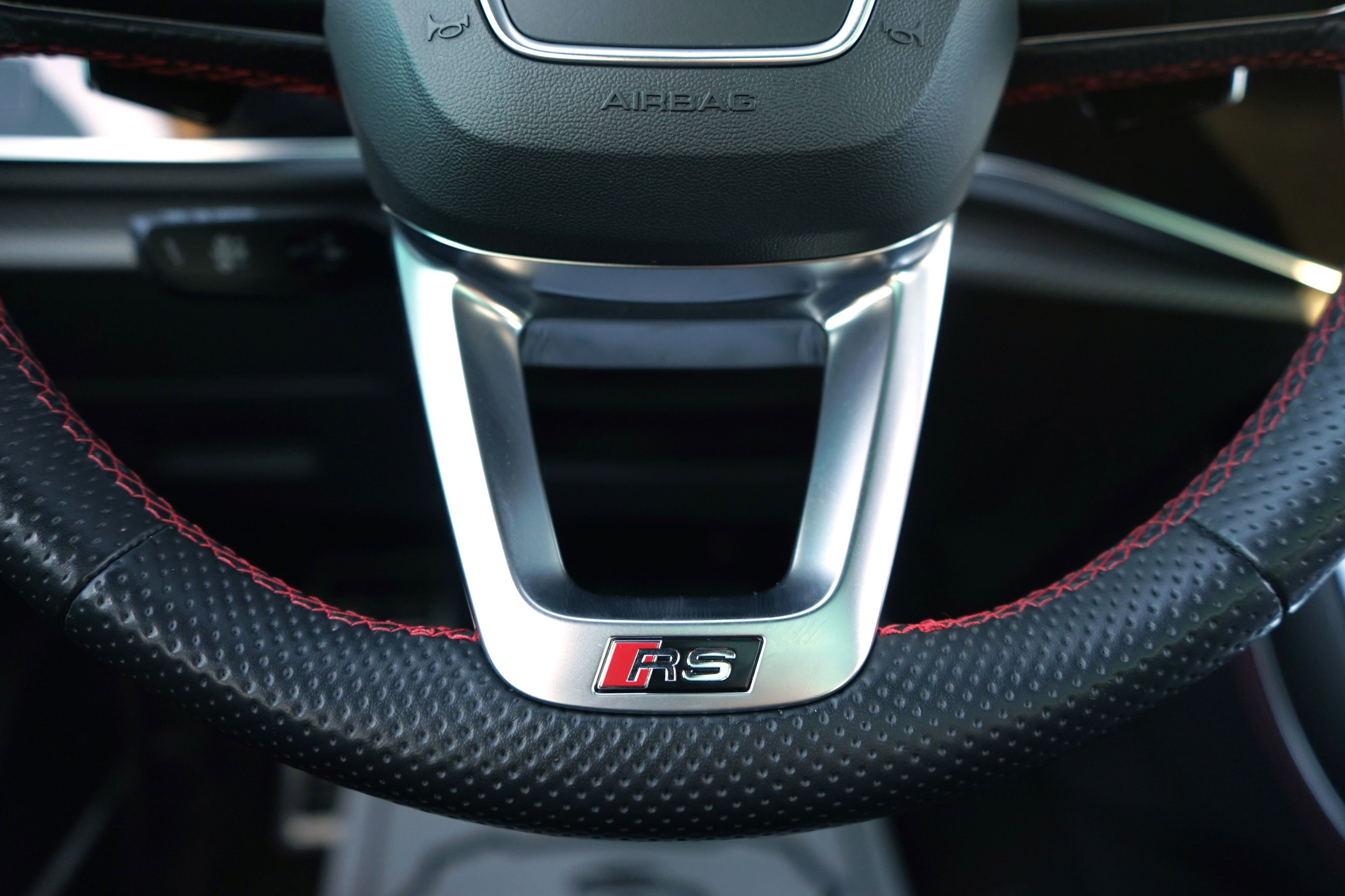 Used 2022 Audi RS Q8 w/ Black Optic Package AWD/4WD image 25