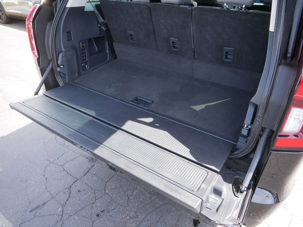 Used 2025 Ford Expedition Active AWD/4WD image 10