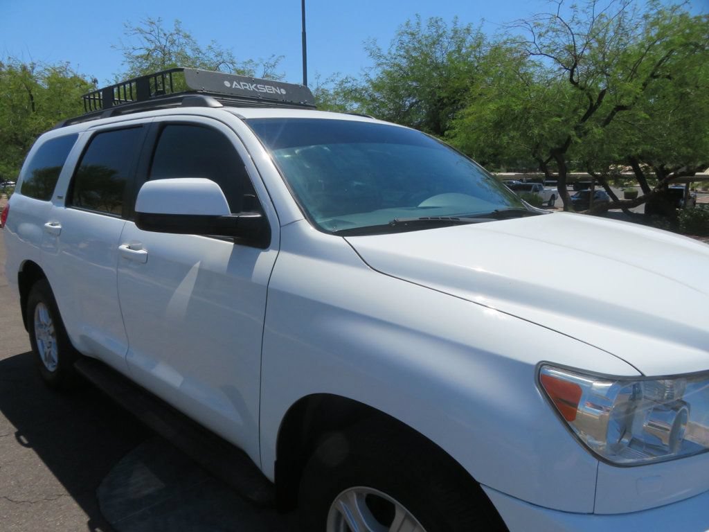 Used 2015 Toyota Sequoia SR5 AWD/4WD image 10