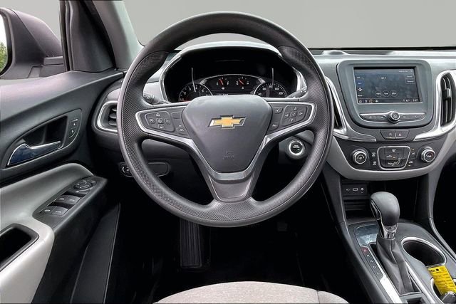 Used 2022 Chevrolet Equinox LS w/ LS Convenience Package FWD image 8