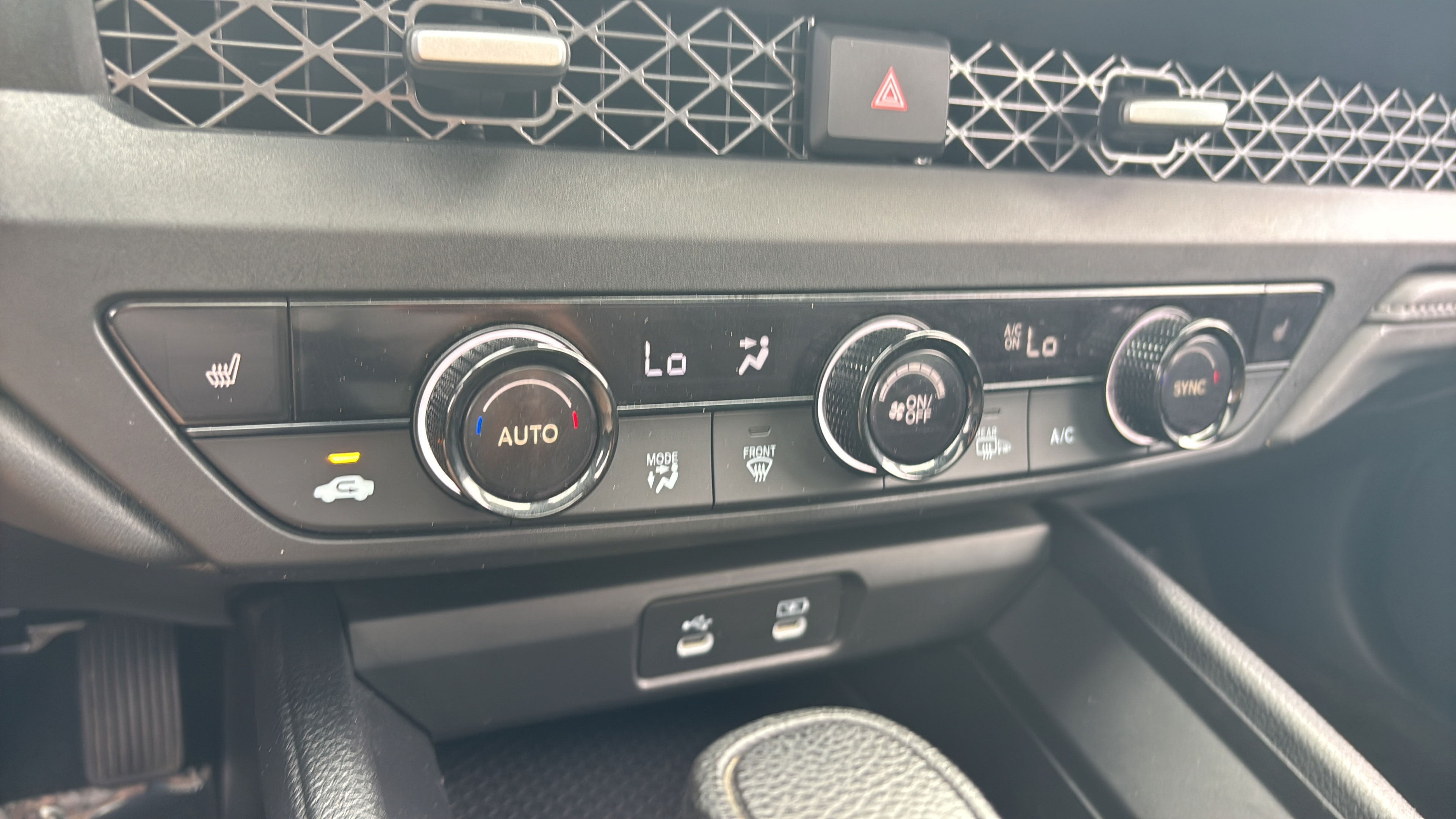 Certified 2023 Honda Accord EX image 25
