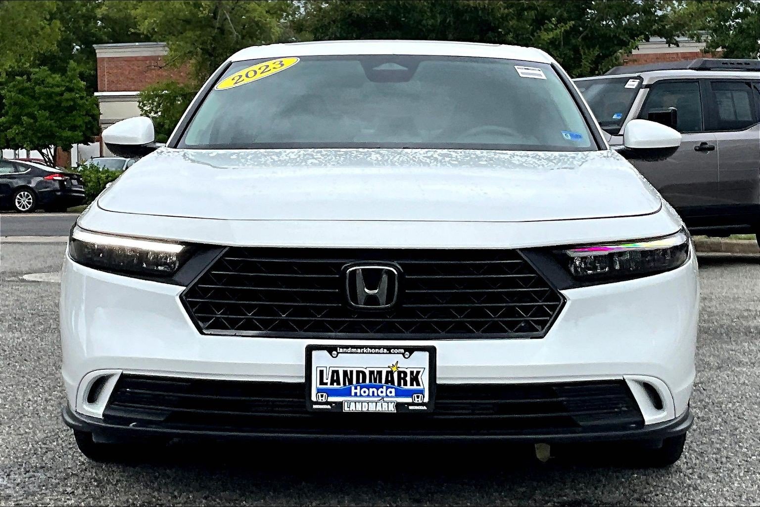 Used 2023 Honda Accord EX image 3